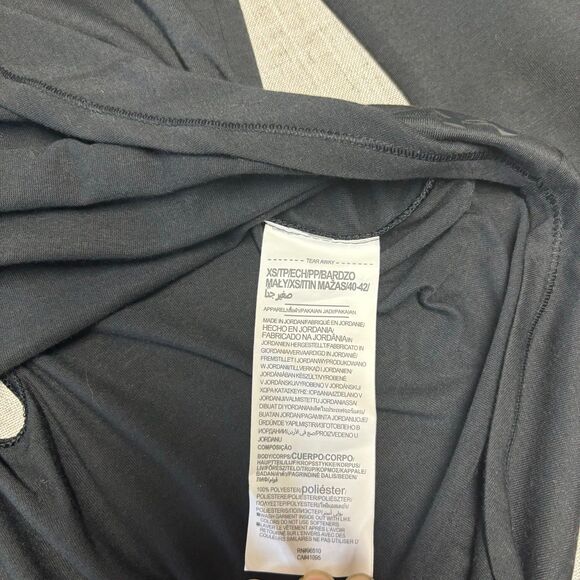 Under Armour Women’s Pindot Open Back Long Sleeve Shirt Long Hem Size XS NWT - Picture 9 of 11